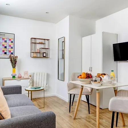 Apartment Sejour Chaleureux Proche Buttes-chaumont Paris